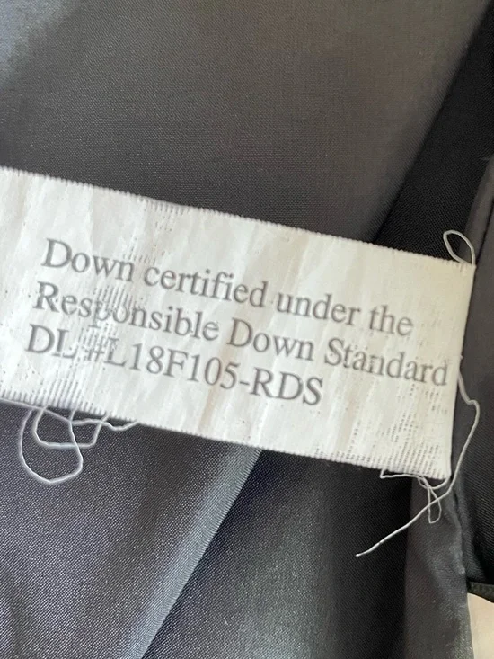 The North Face Holladown Quilted Insulated Down Vest - Picture 15 of 15